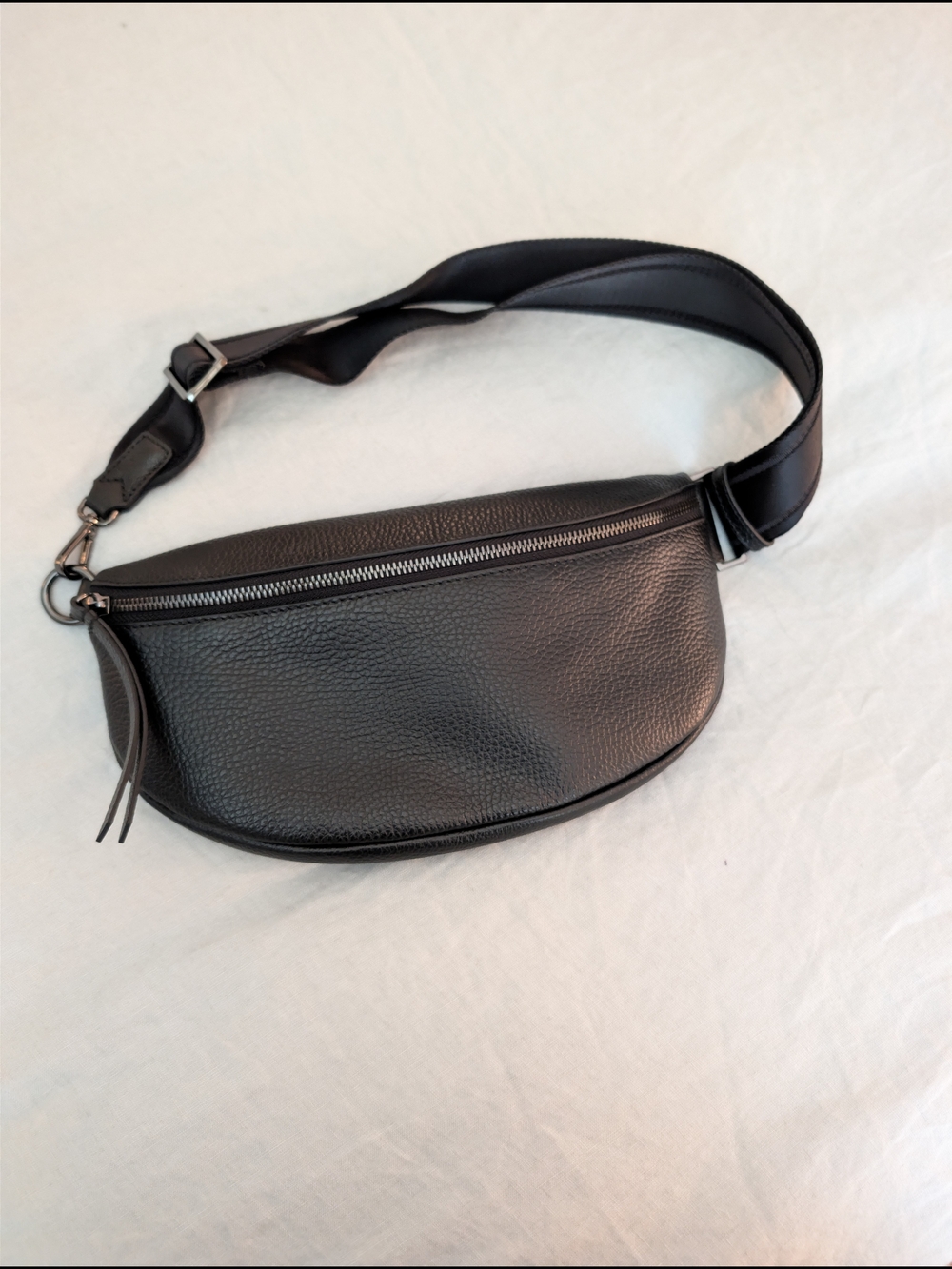 Quince Genuine Italian Leather Sling Bag Black NWOT Bum Bag Fanny Pack